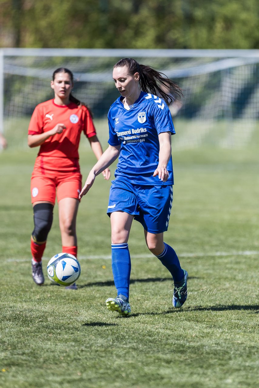 Bild 356 - F TSV Zarpen - Holstein Kiel II : Ergebnis: 2:6